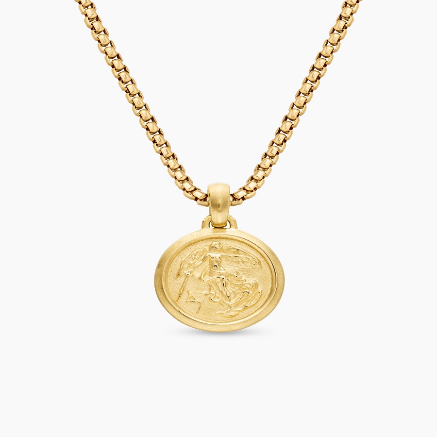 Gold Pendant Necklace